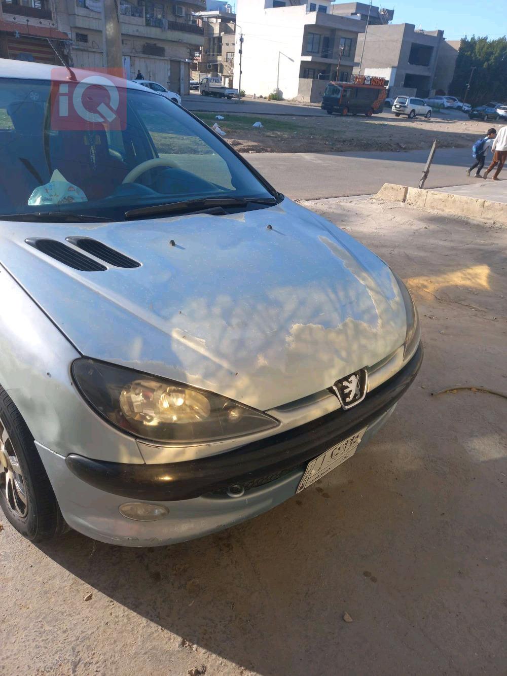 Peugeot 206